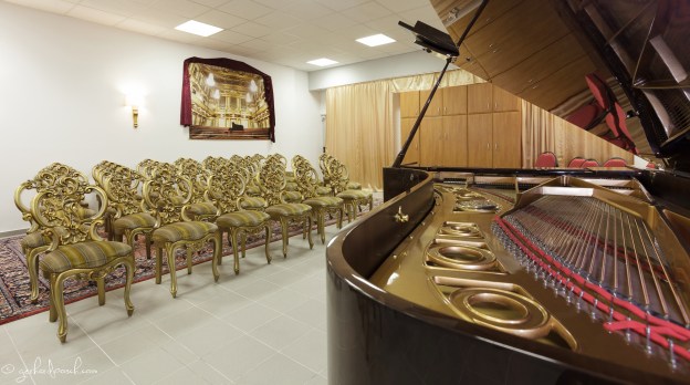 Piano mit Spiegelung